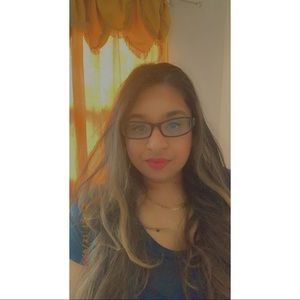 Meet your Posher, Vanessa